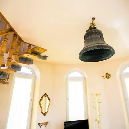 Red Tower بالانغا