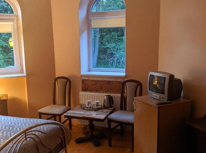 Red Tower パランガ