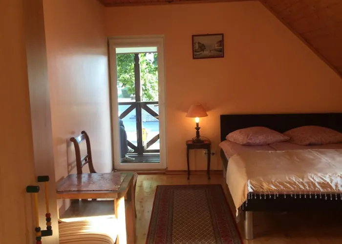 Red Tower アパート