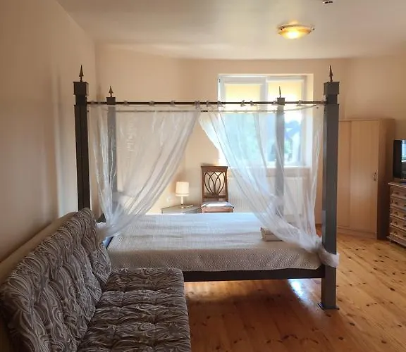 Red Tower アパート