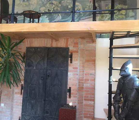 Red Tower パランガ