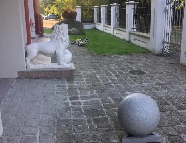 Red Tower * パランガ