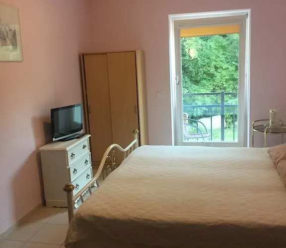 アパート Red Tower *