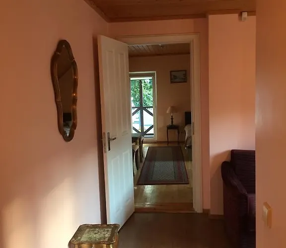 Red Tower アパート *