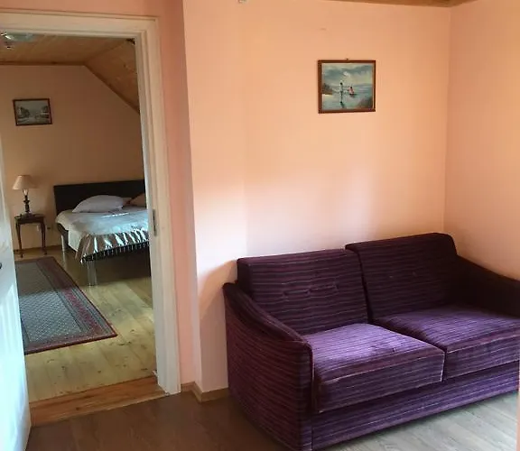 アパート Red Tower パランガ