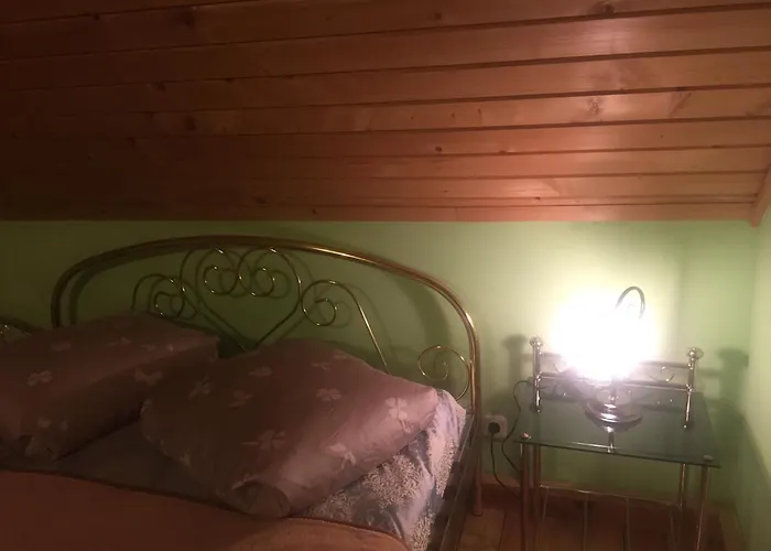 アパート Red Tower