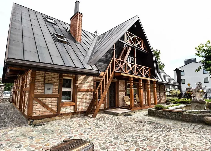 Red Tower アパート *