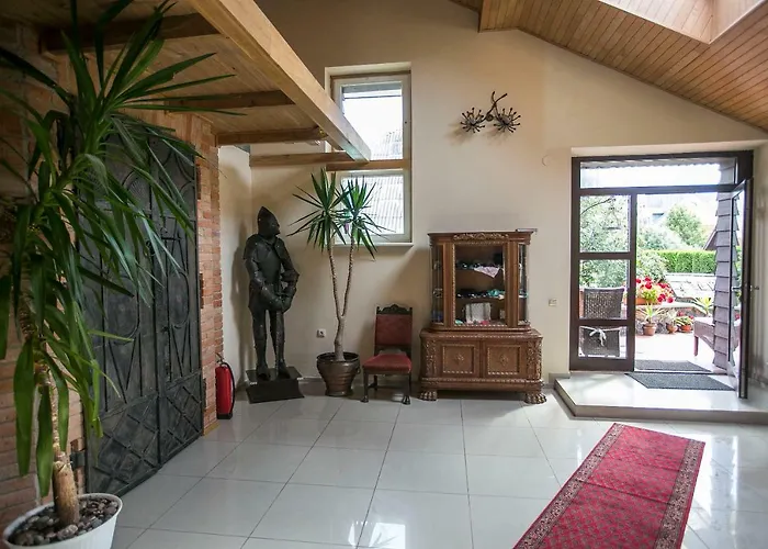 Red Tower パランガ