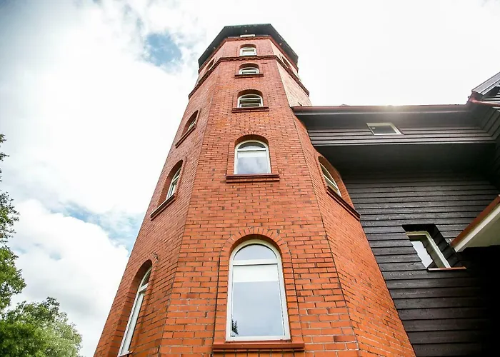 Red Tower アパート *