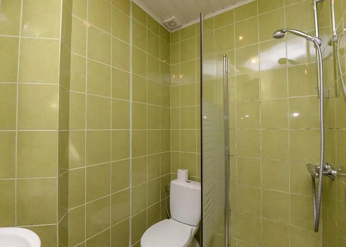 アパート Red Tower