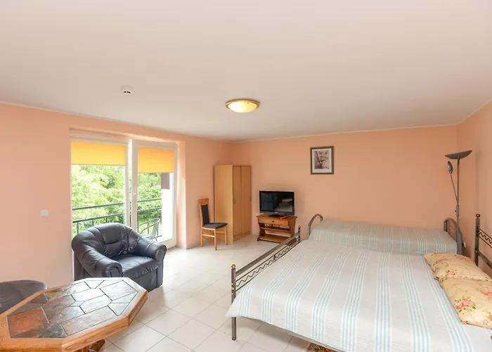 アパート Red Tower *